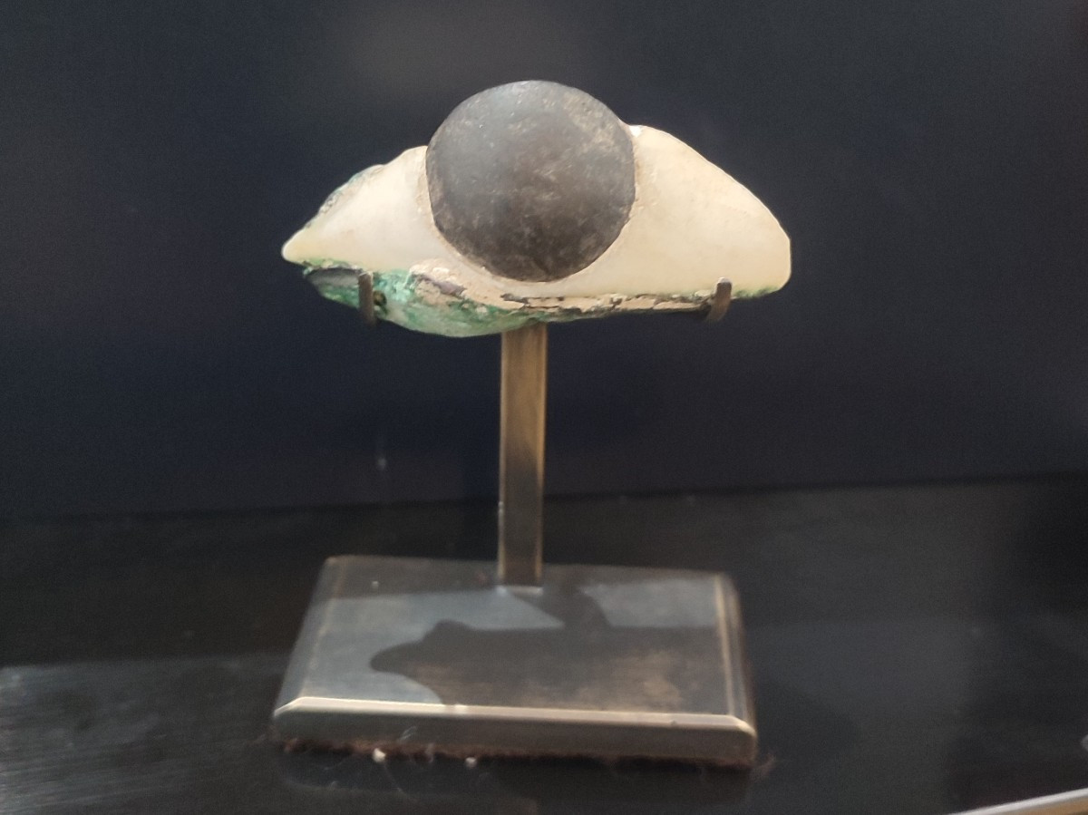 Stone Eye. Late Period Egypt -photo-1
