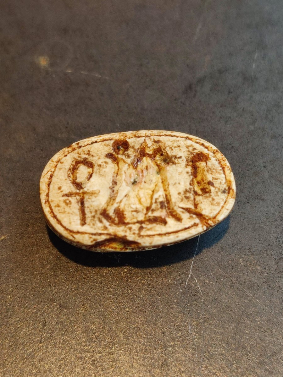 Scarabée en stéatite. Egypte de la basse époque -photo-2