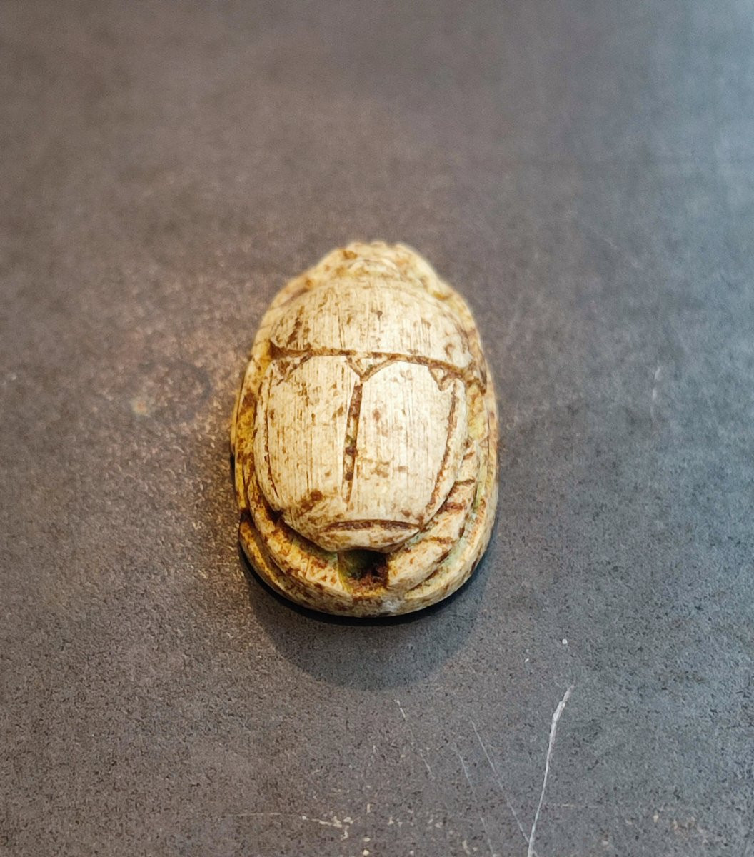 Scarabée en stéatite. Egypte de la basse époque -photo-1