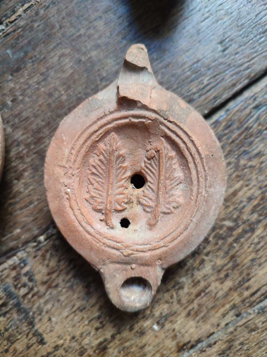Carthage. 4 Oil Lamps -photo-1