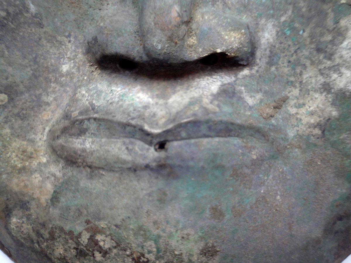 Masque de guerrier  Khitan en argent et bronze  -  Chine du XI ème siècle.  -photo-2