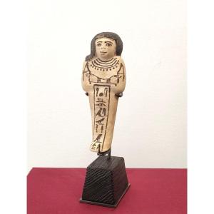 Oushebti au nom de Hori. Egypte du Nouvel Empire.