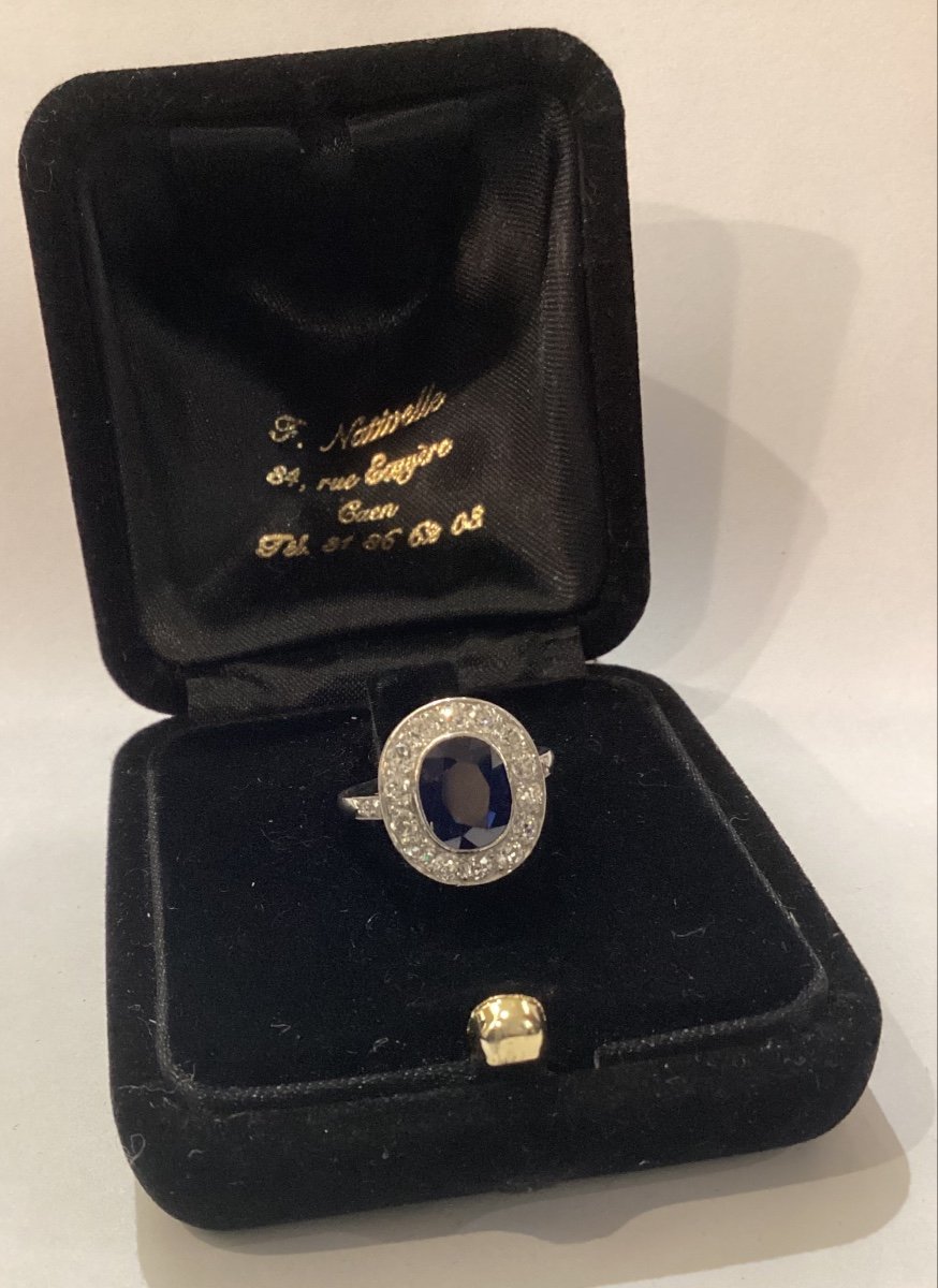 Pompadour Ring In Platinum, Sapphire And Diamonds-photo-1