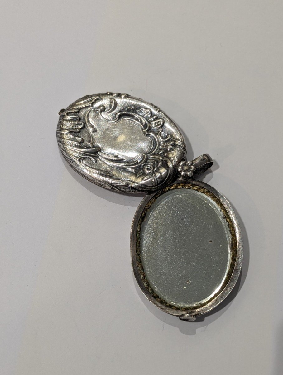 Small Silver Pocket Mirror -photo-4