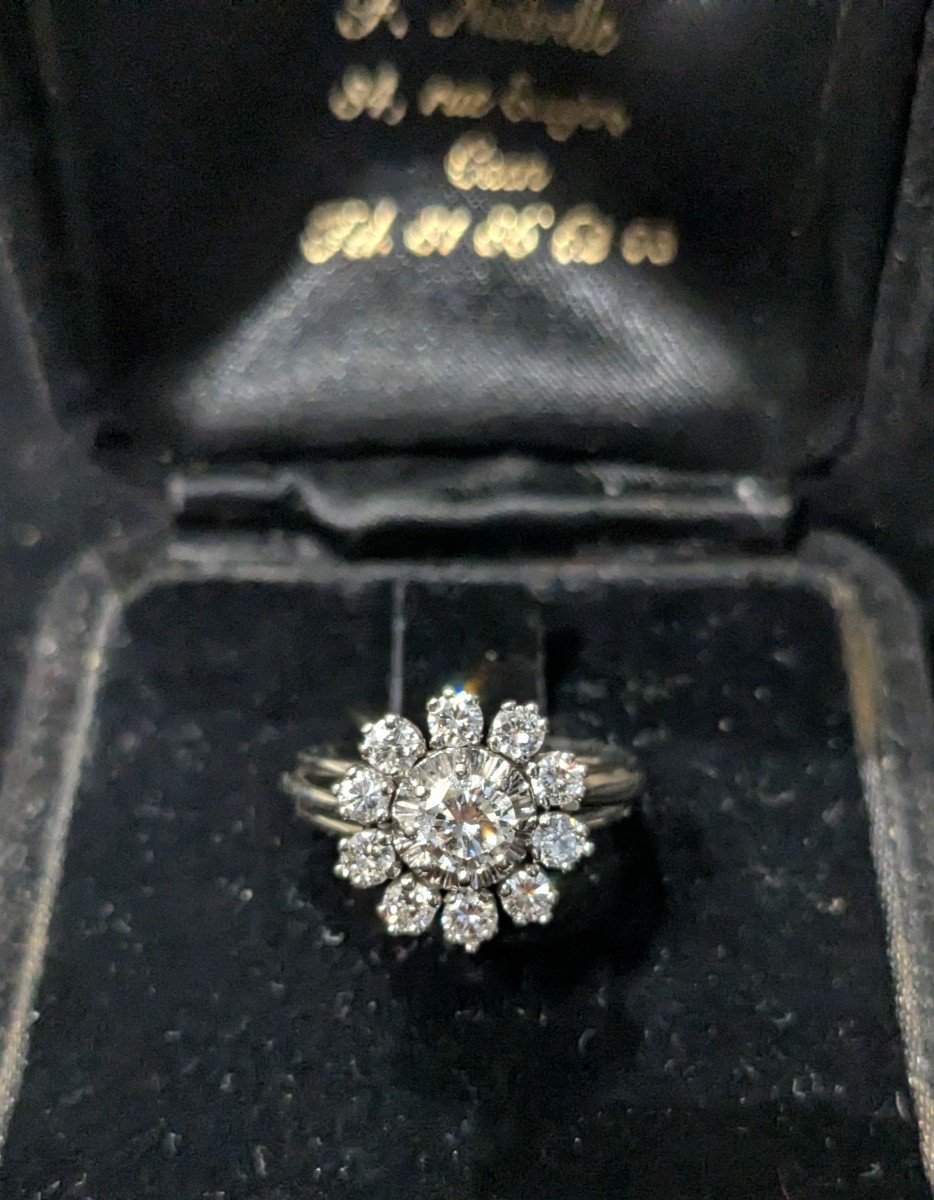 Bague marguerite en or gris et diamants - époque 1960-photo-4