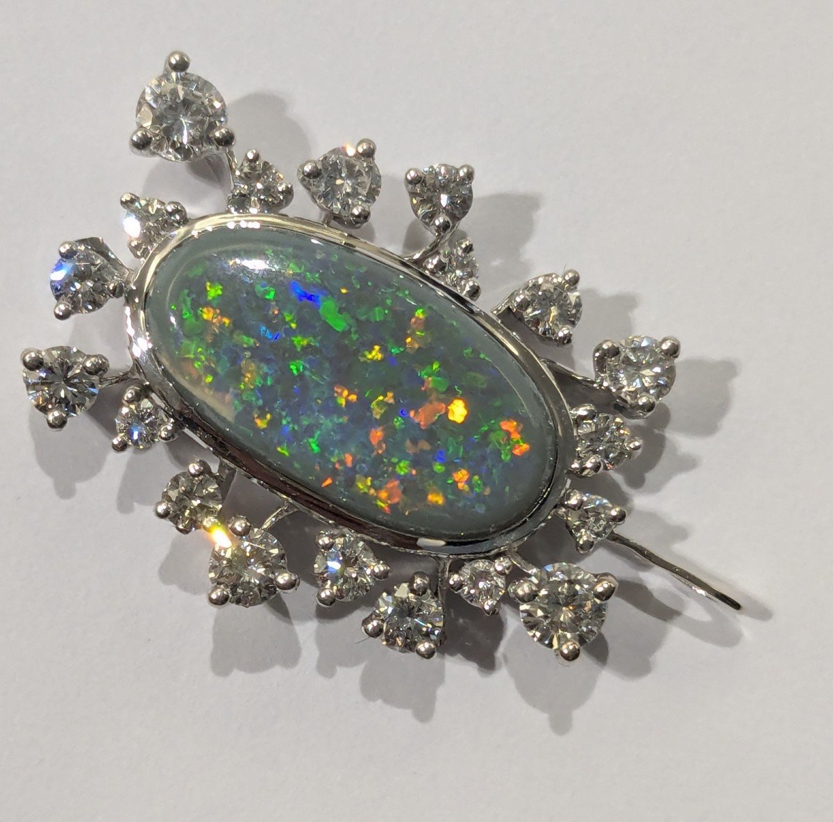Pendentif en or gris, opale et diamants, époque 1960-photo-2