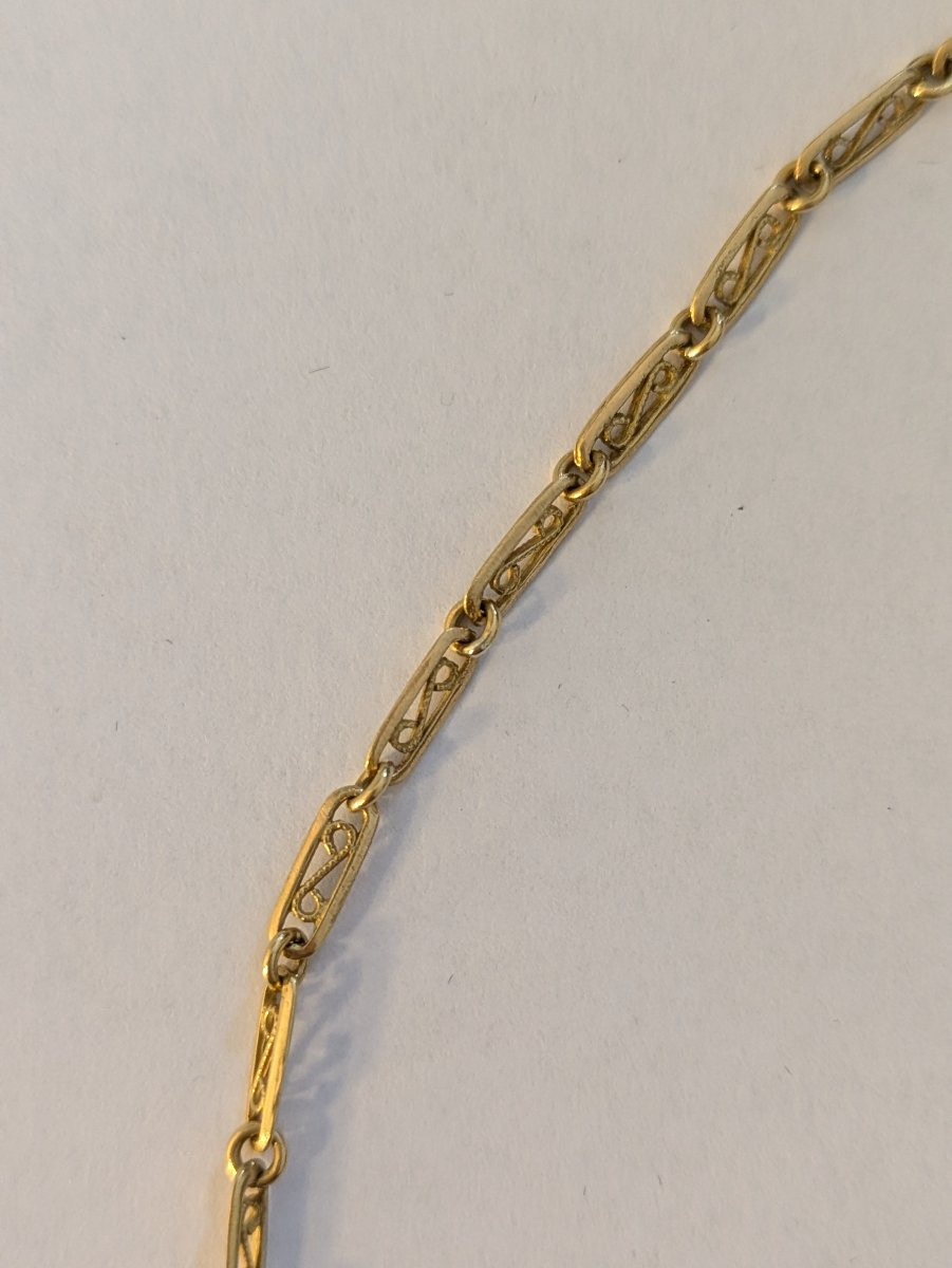 Collier draperie en or jaune à motifs filigranés - époque 1925/1930-photo-3