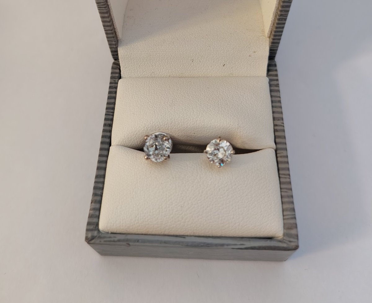 Pair Of Grey Gold And Diamond Stud Earrings-photo-3