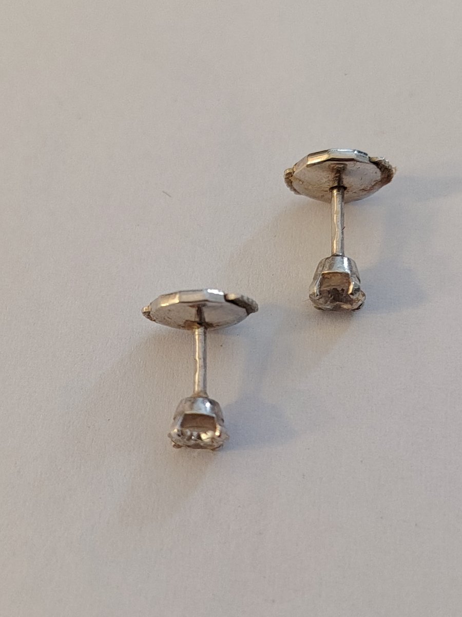 Pair Of White Gold And Diamond Stud Earrings-photo-1