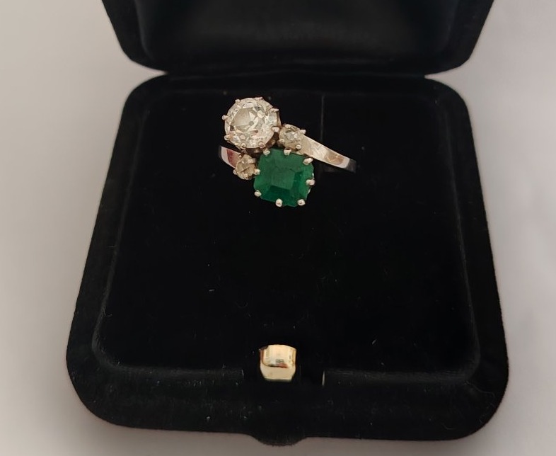 "toi Et Moi" Ring In White Gold With Emerald And Diamond-photo-2