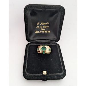 Bague en or jaune, émeraudes et diamants