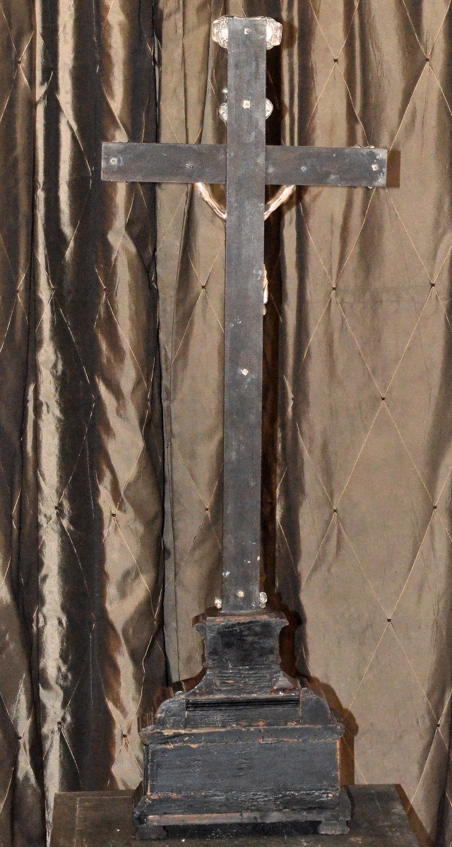 Important Crucifix Made Of Silver And Tortoiseshell.-photo-4