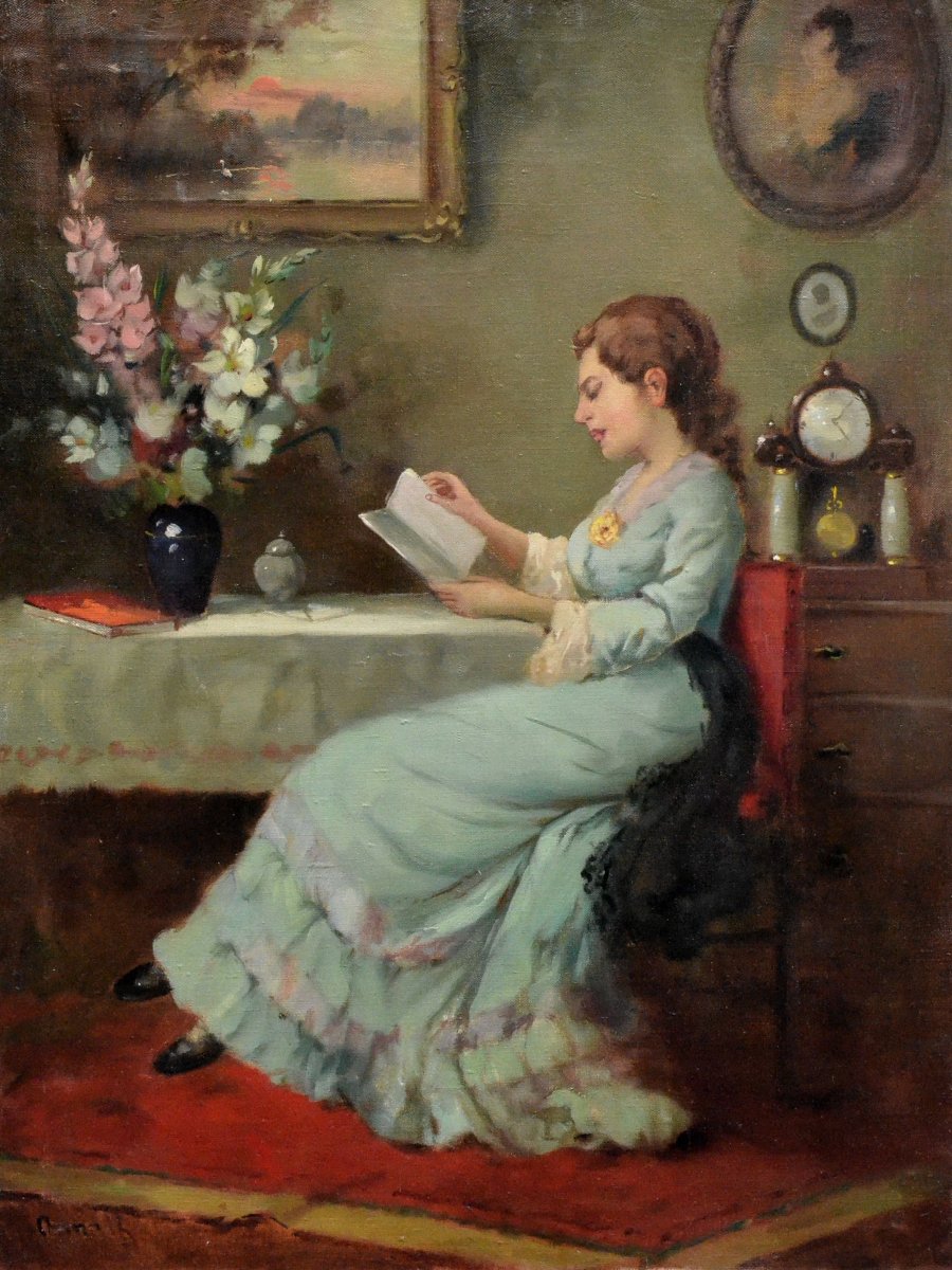 Jeune femme à la lecture, dans un intérieur.