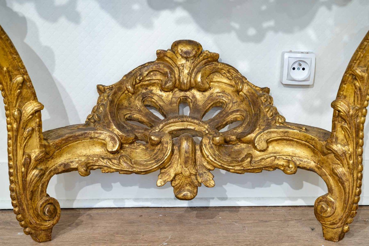 Console en bois sculpté et doré d'époque Régence, début du XVIIIème siècle-photo-1