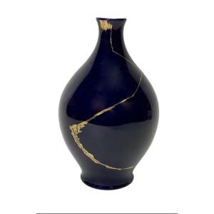 Vase En Porcelaine De Sèvres Par James Guitet