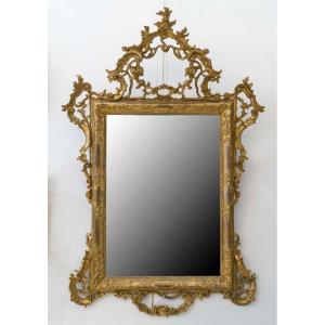19th Century Italian Mirror In Carved Gilded Wood