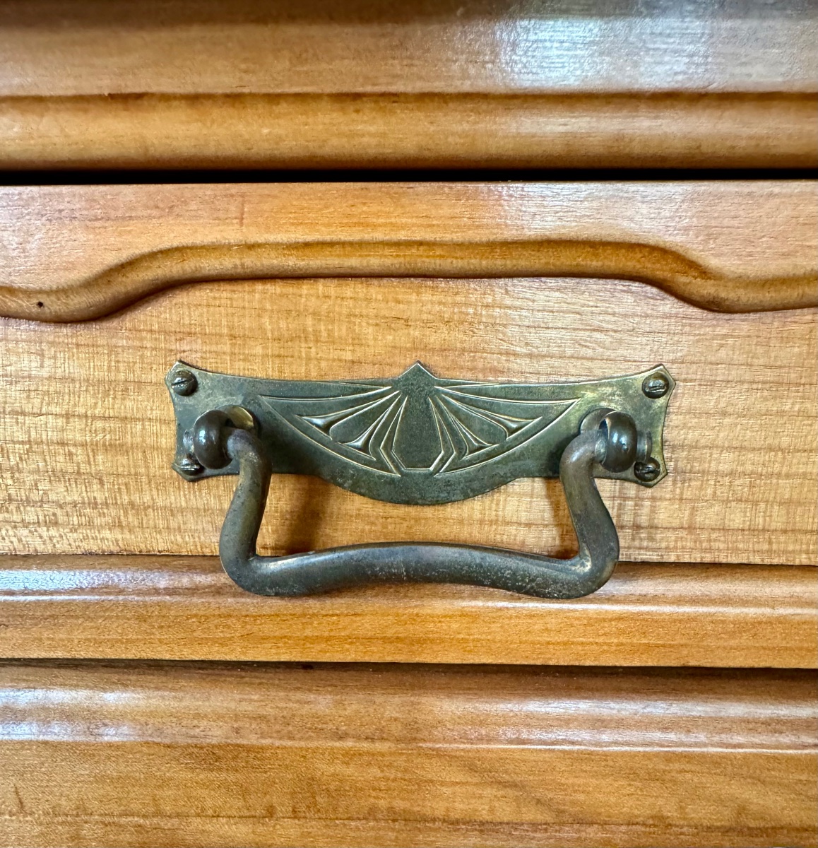 Art Nouveau Desk -photo-1