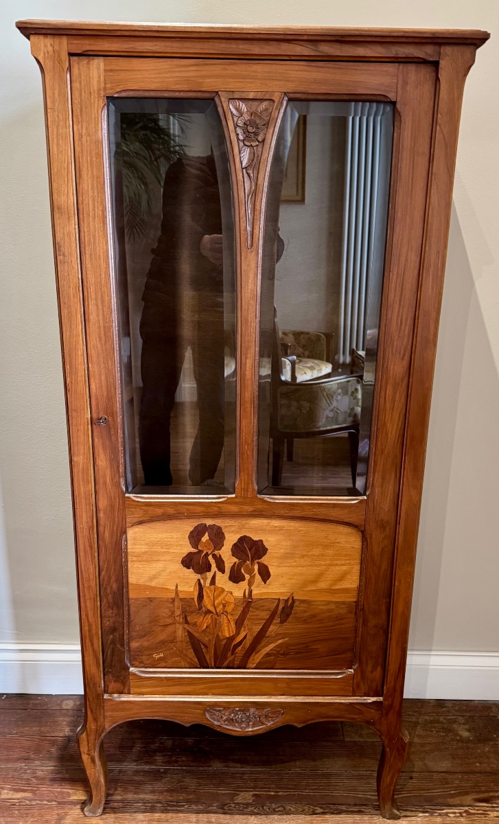 Vitrine Art Nouveau signée Guth