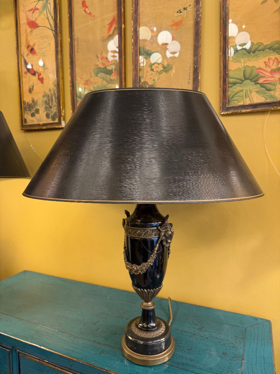 Paire de lampes en marbre noir et bronze doré, style Empire — XXe siècle-photo-2