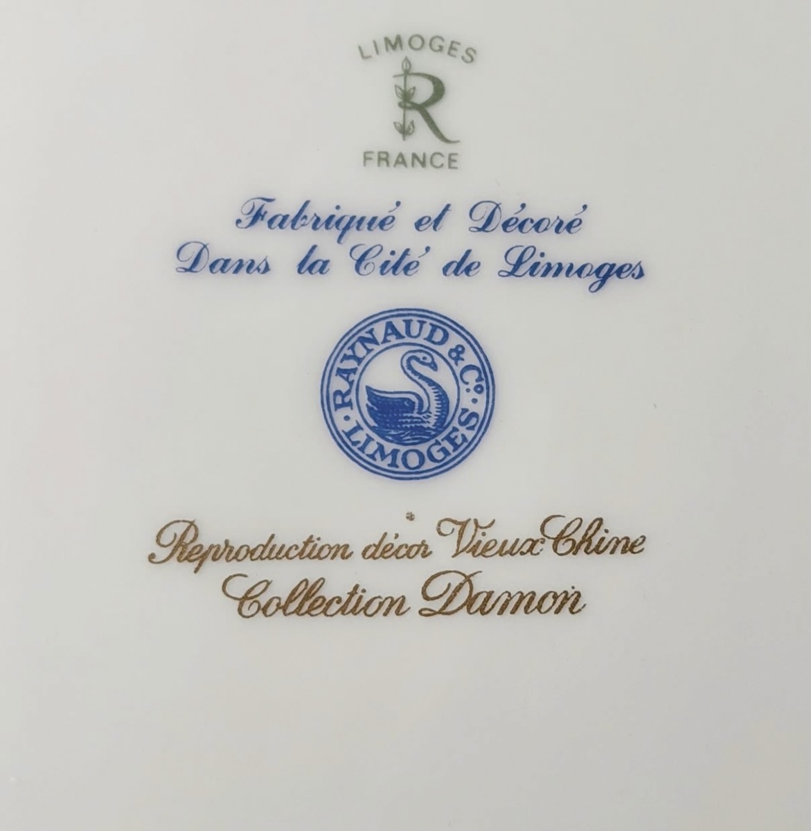 Limoges Porcelain Dinner Service, Old China Décor - Raynaud & Co, 20th Century-photo-3