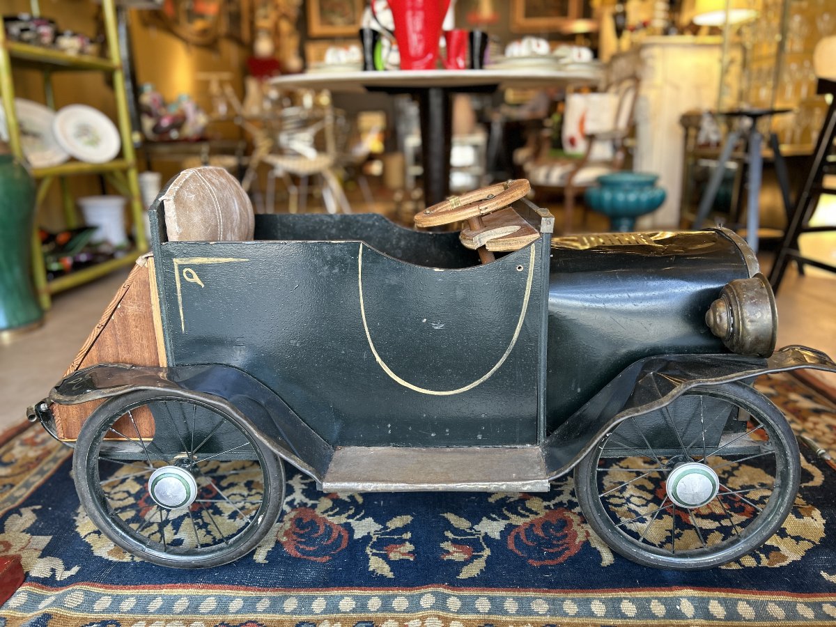 Voiture d'enfant, bois et métal laqué — années 1950-photo-3
