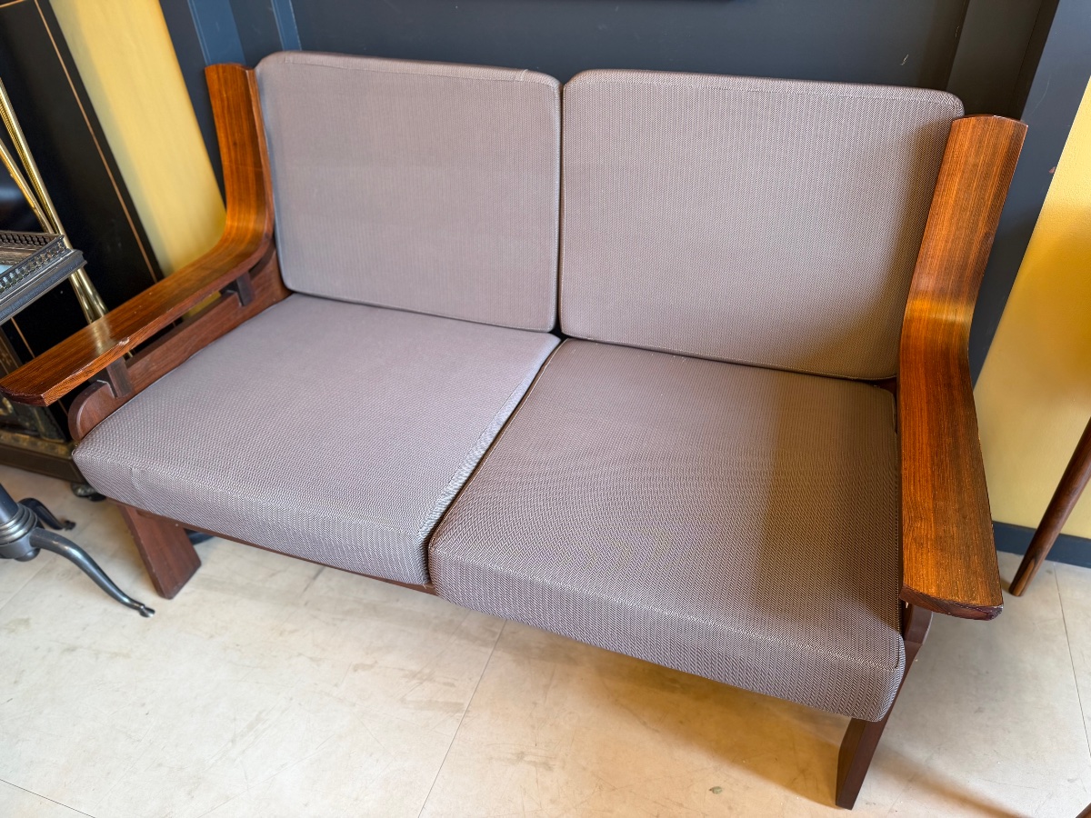Curved-wood Living Room Set With An Openwork Backrest, Consisting Of A Sofa And Two Armchairs, Designed In The 1960s–1970s-photo-3