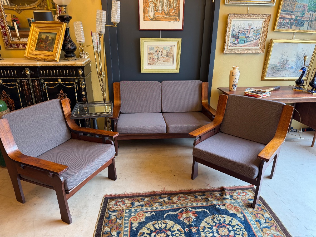 Curved-wood Living Room Set With An Openwork Backrest, Consisting Of A Sofa And Two Armchairs, Designed In The 1960s–1970s