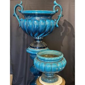 Cache-pot sur colonne et cache-pot en fonte émaillée turquoise, XXe