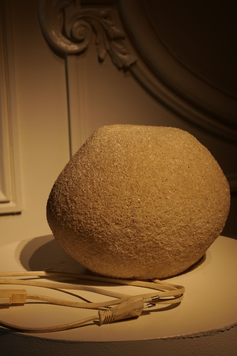 Lampe en résine et poudre de pierre de Cazenave-photo-2