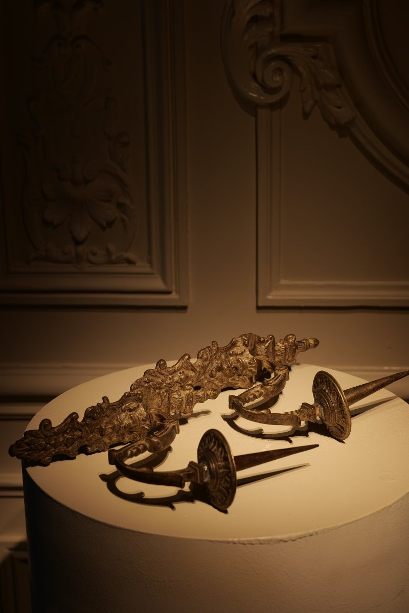 Pair Of Saw-picks-photo-3