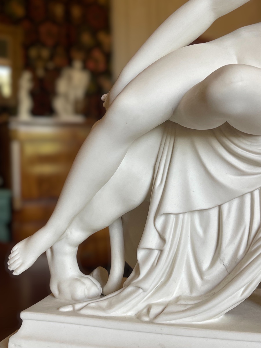 « Ariane sur sa Panthère » d’après Dannecker, Biscuit  Gustavsberg, sur socle, fin XIX eme -photo-3