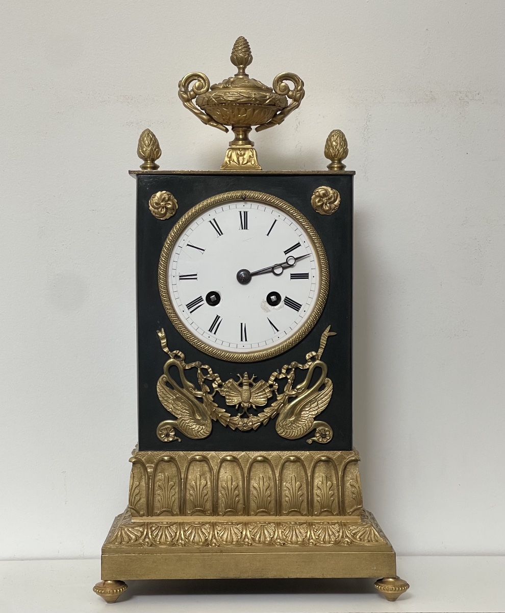 Gilded Bronze And Patina Clock, Signed Baschet-baullier, Restoration Period 