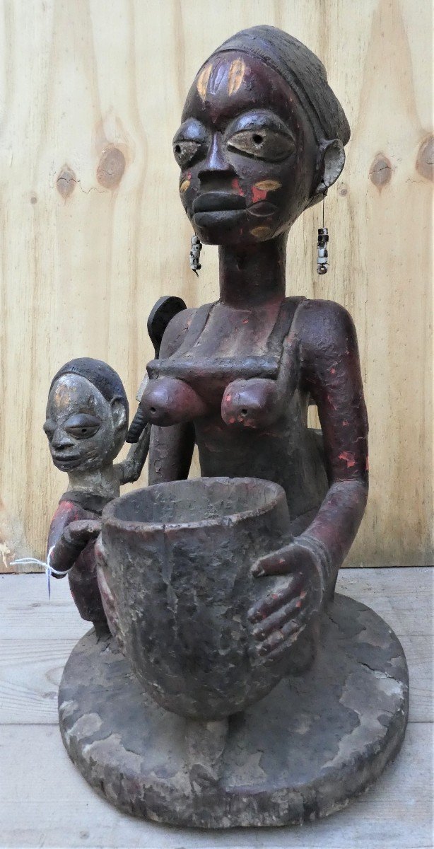 Yoruba Cup Bearer Maternity From Nigeria