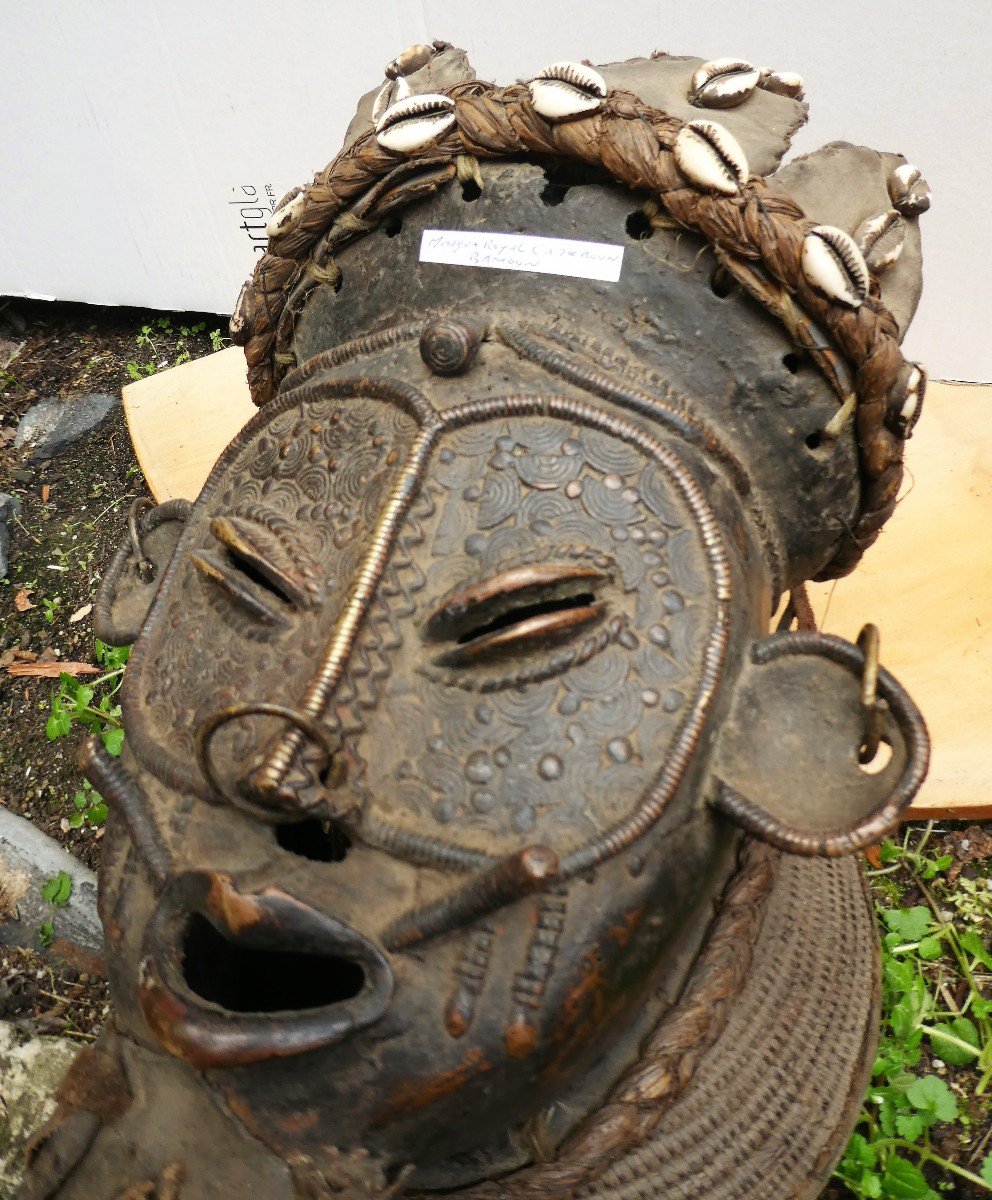 Bamoun Bronze Mask From Cameroon-photo-1