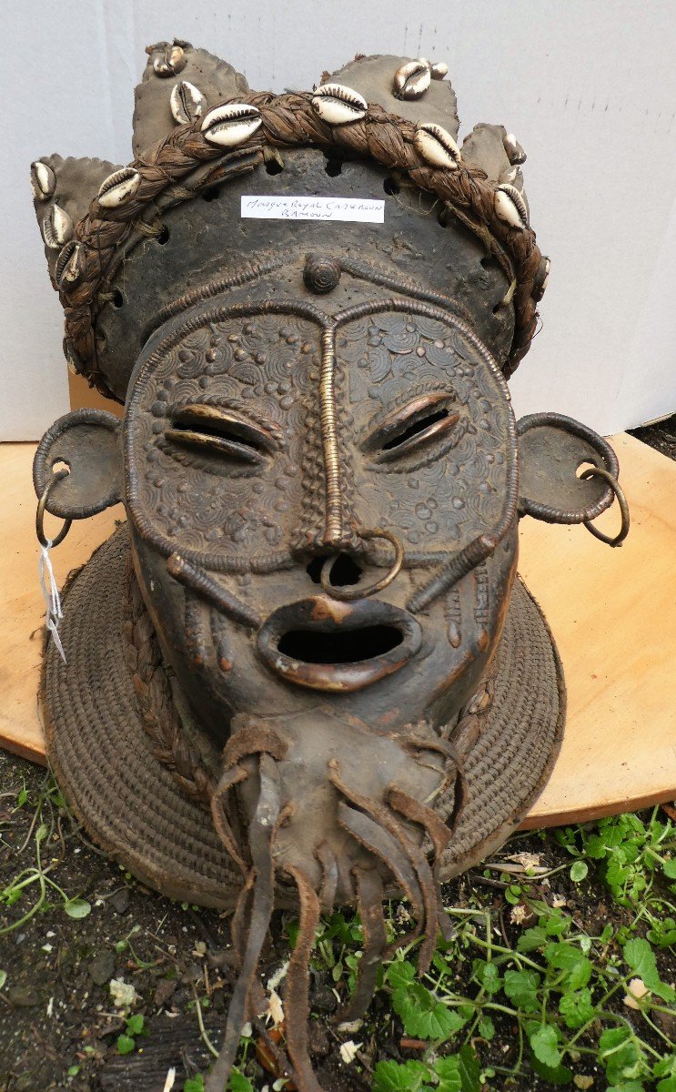 Bamoun Bronze Mask From Cameroon
