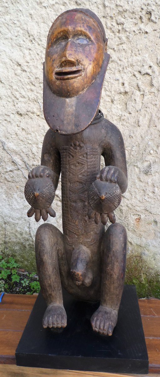 Bembe Statue From Congo