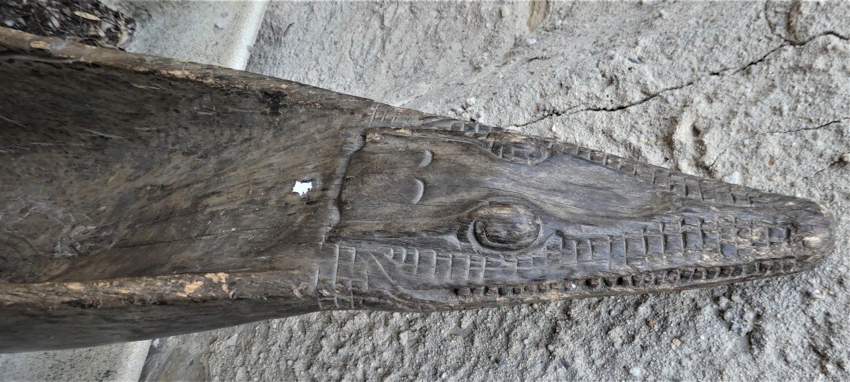 Bow Of Old Iatmul Canoe From Middle Sepik, Papua New Guinea-photo-2