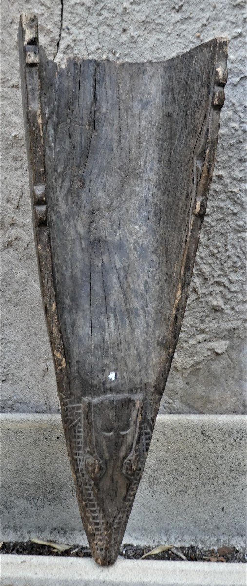 Bow Of Old Iatmul Canoe From Middle Sepik, Papua New Guinea-photo-4