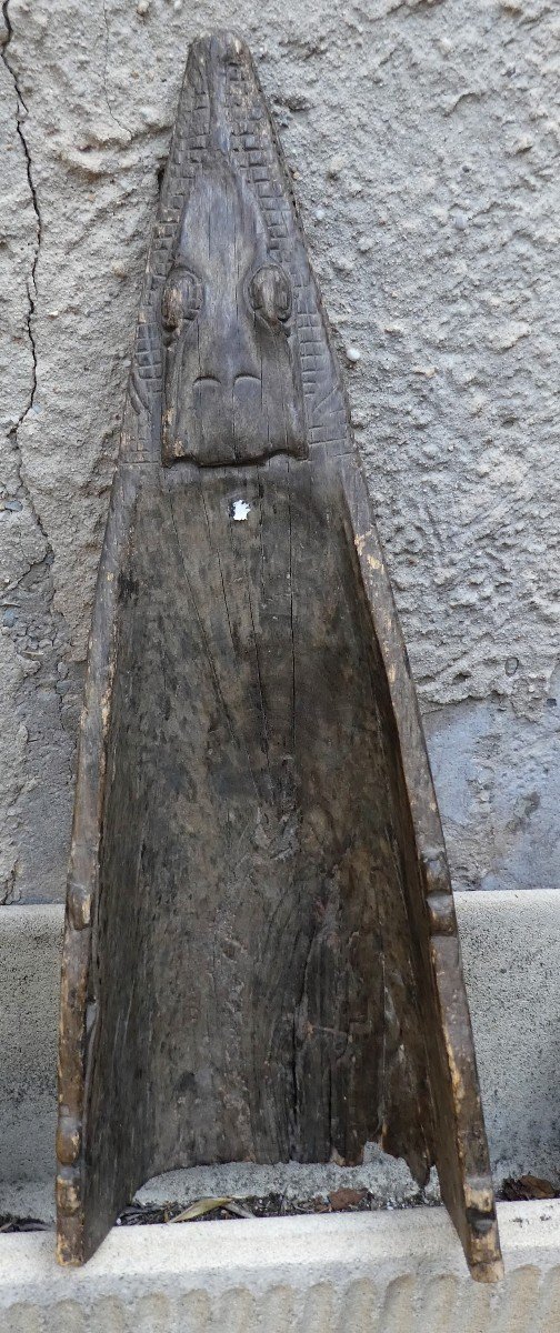 Bow Of Old Iatmul Canoe From Middle Sepik, Papua New Guinea