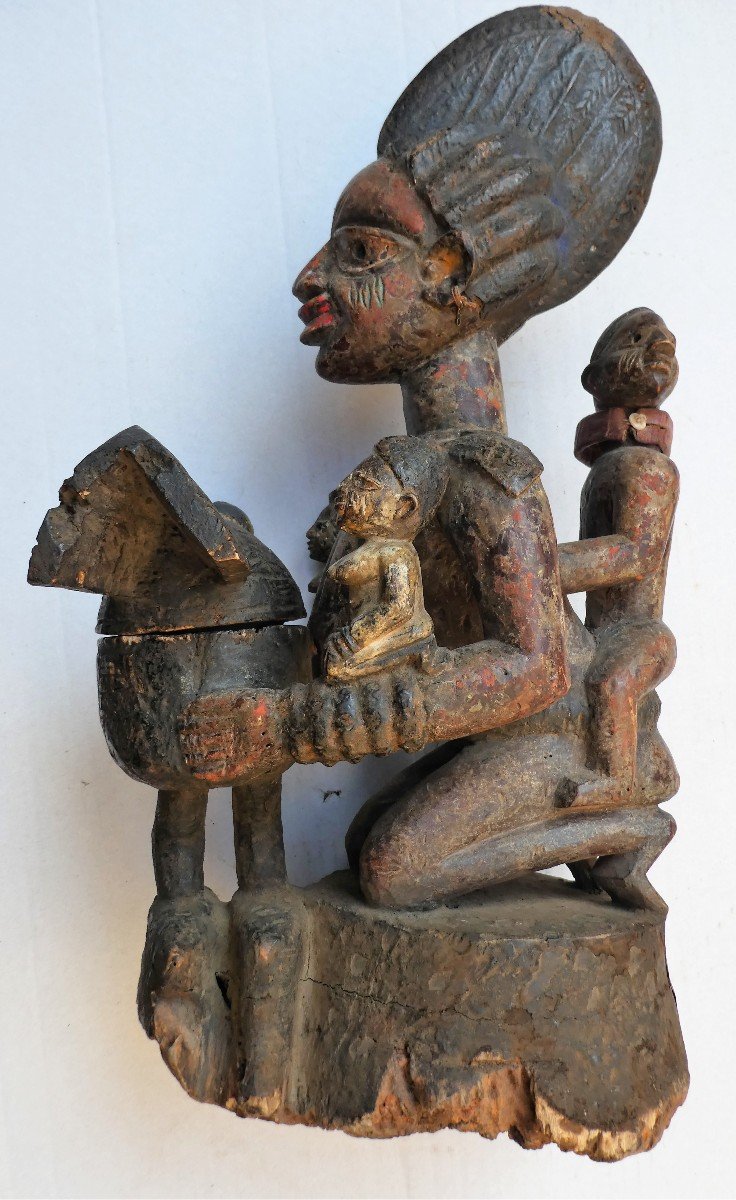 Maternité  Yoruba Porteuse De Coupe Du Nigéria