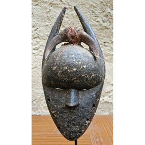 Salampasu Mask From Congo