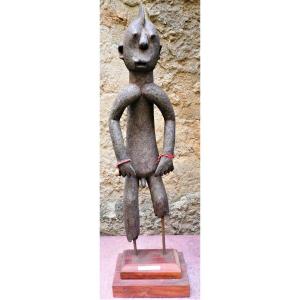Old Chamba Statue From Nigeria