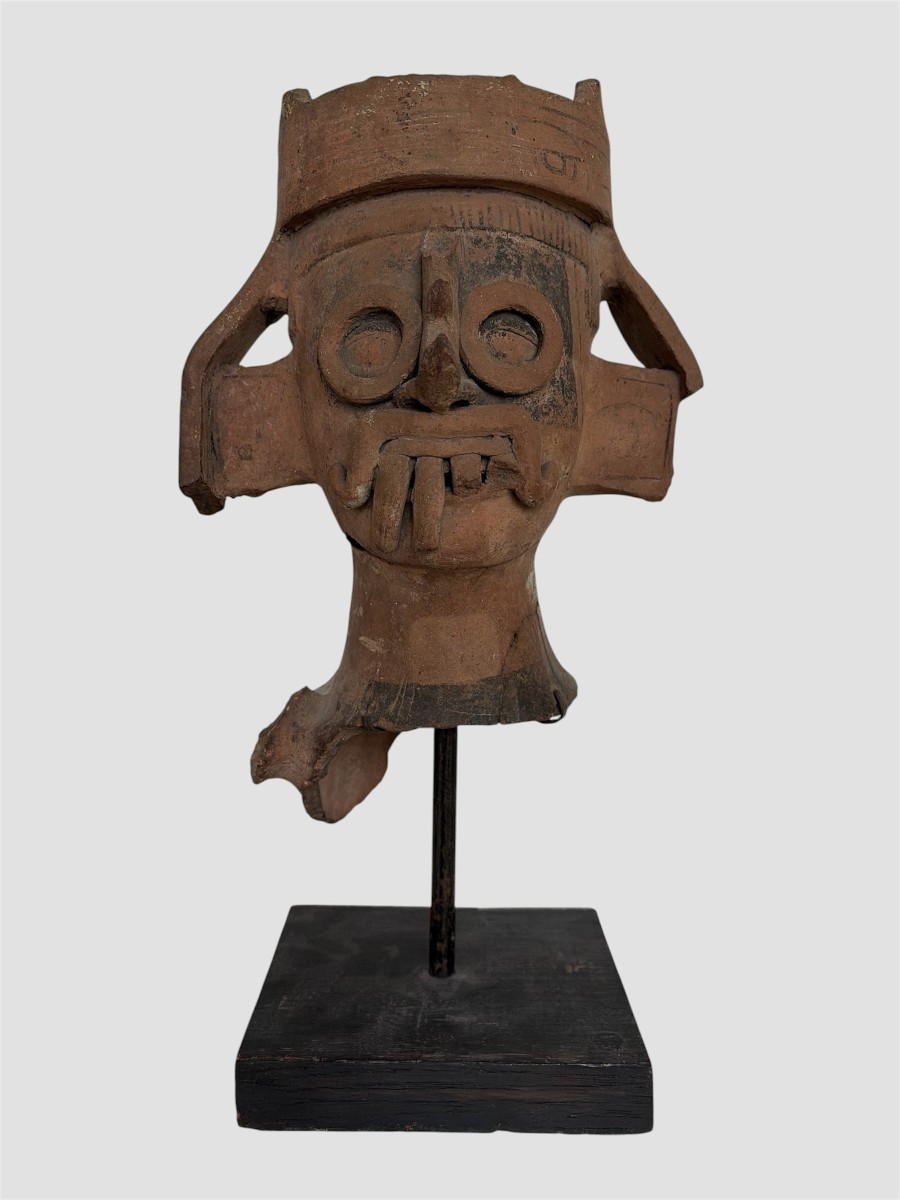 Tête précolombienne représentant le dieu Tlaloc