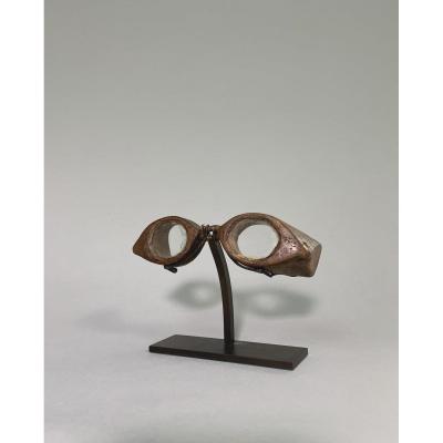 Southeast Asian Diving Glasses
