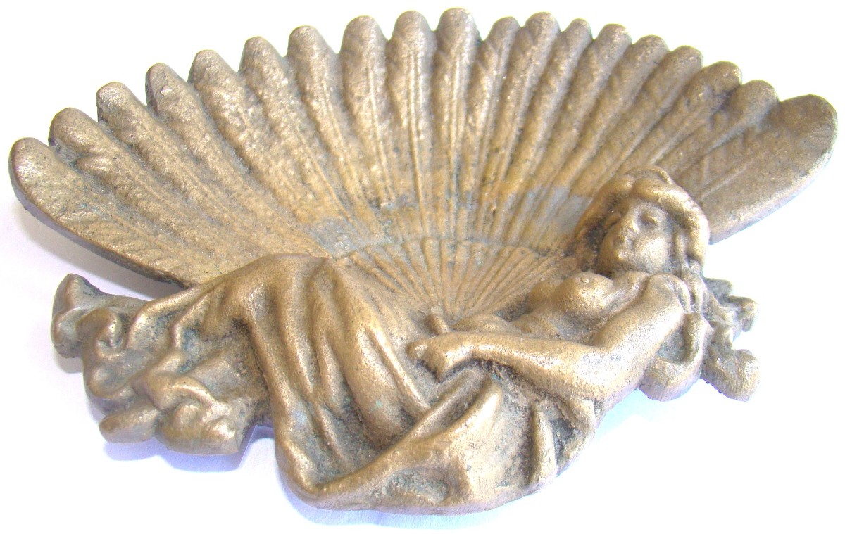 Très Beau Cendrier Ou Vide-poche En Bronze, Décoré d'Un Sujet Féminin-photo-4