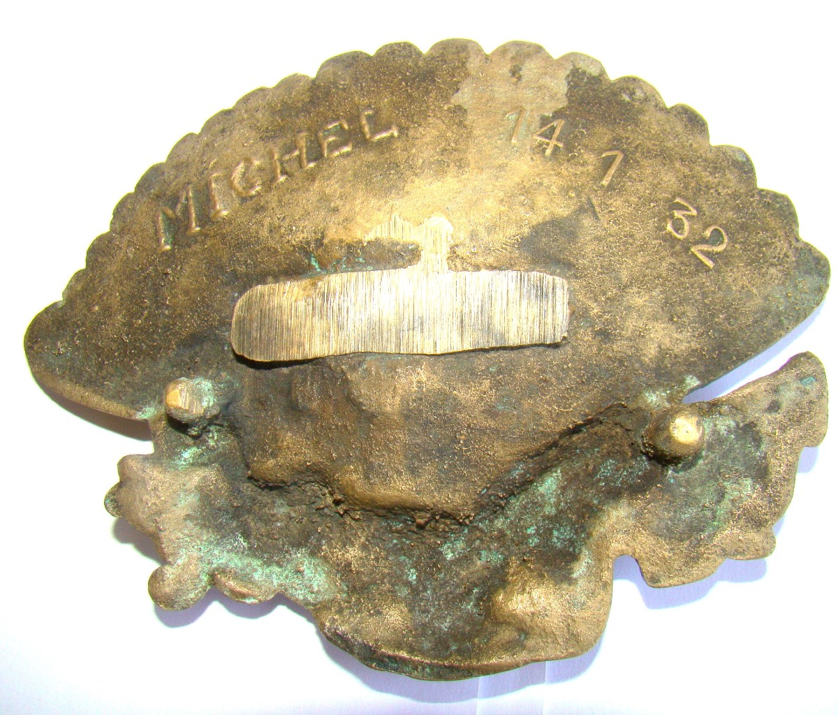 Très Beau Cendrier Ou Vide-poche En Bronze, Décoré d'Un Sujet Féminin-photo-1
