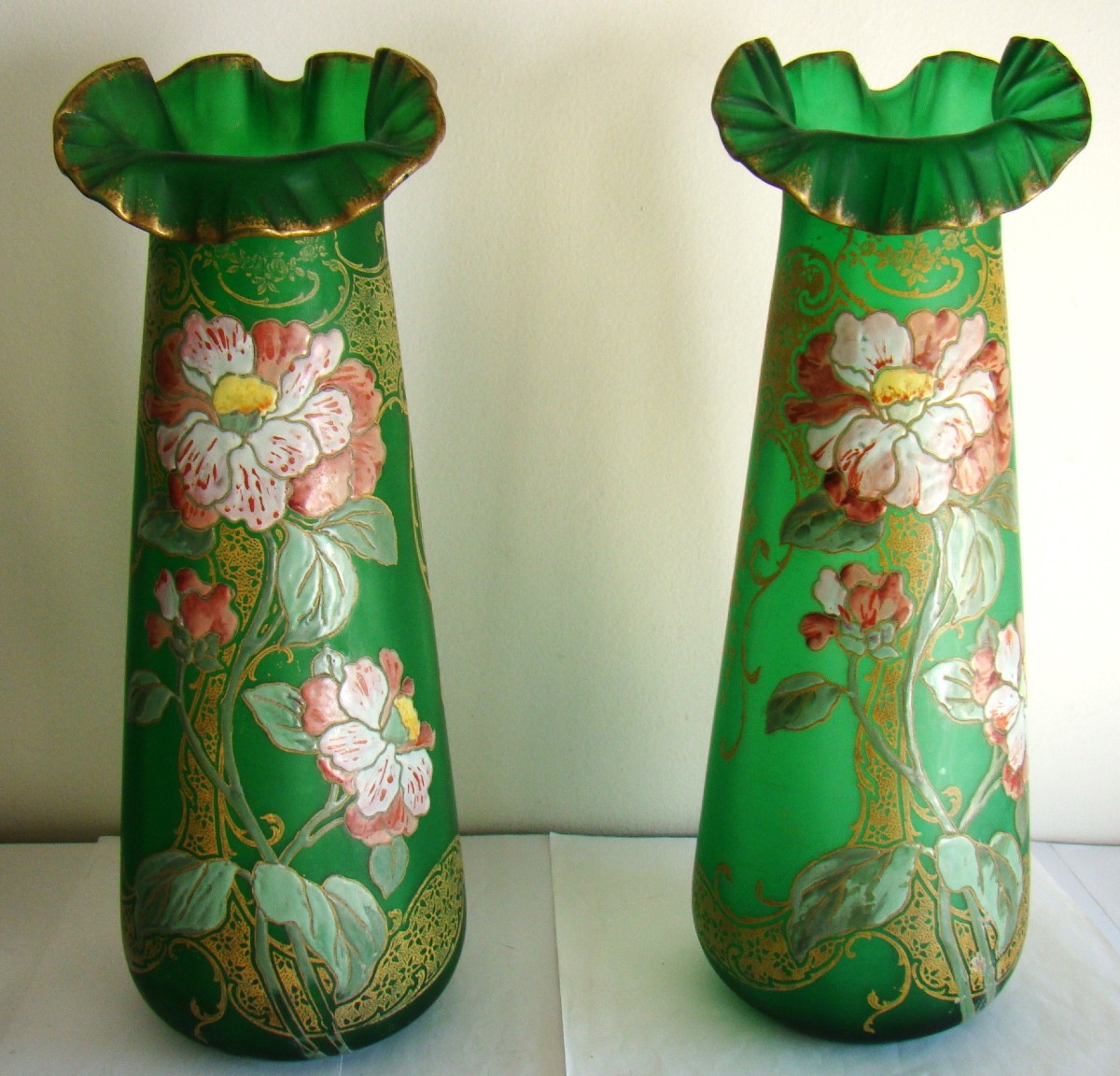 Superb Pair Of Art Nouveau Vases, Decorated In The Montjoie And Legras Style