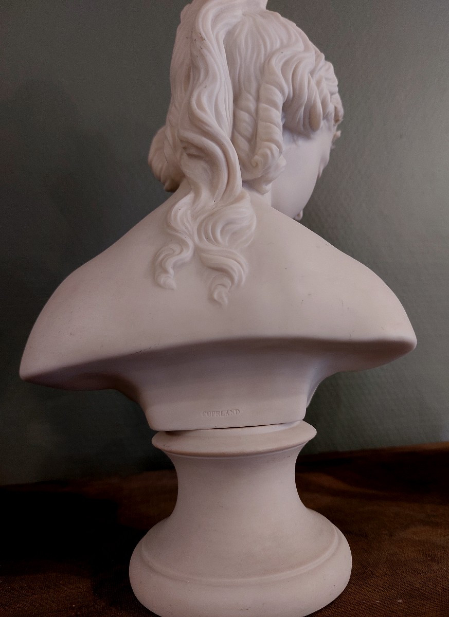 Buste de femme en Porcelaine.-photo-3