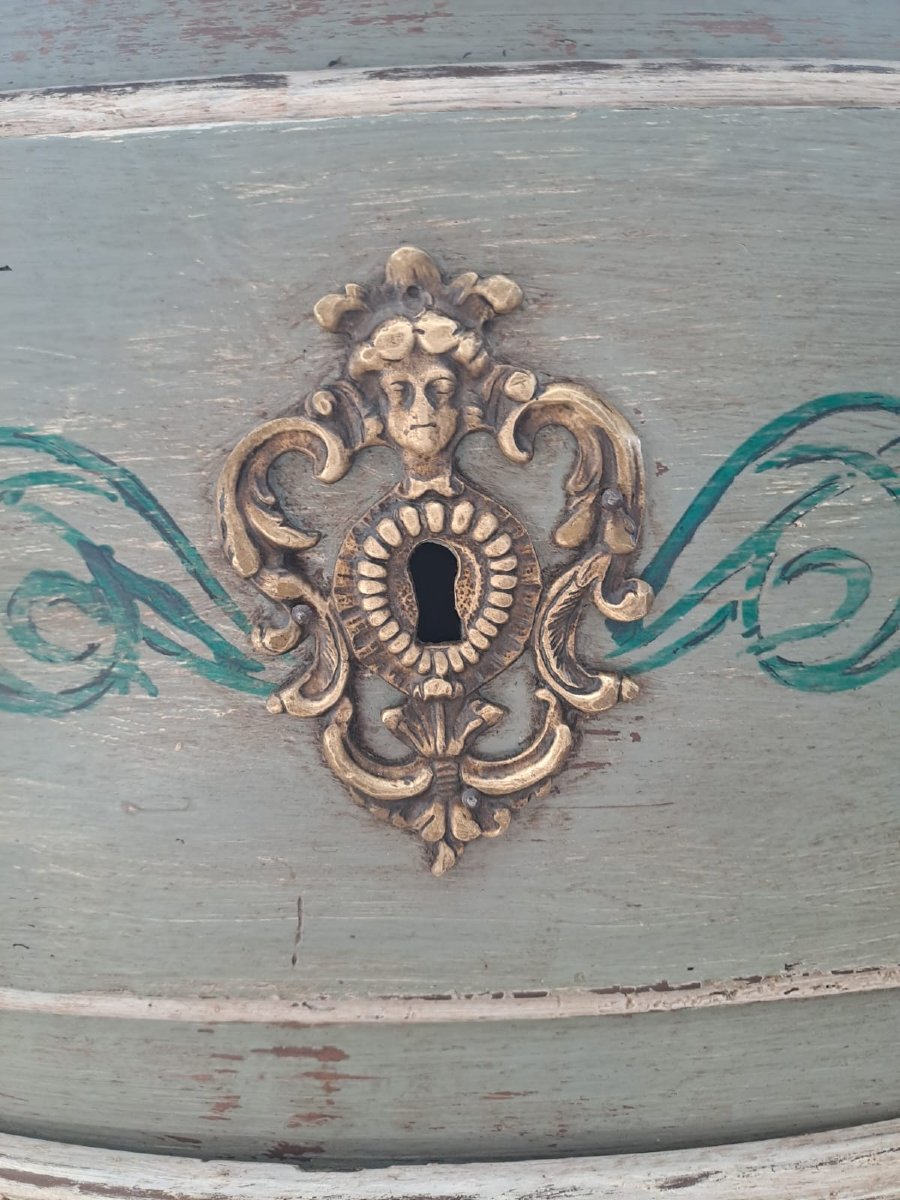 Commode peinte.-photo-1