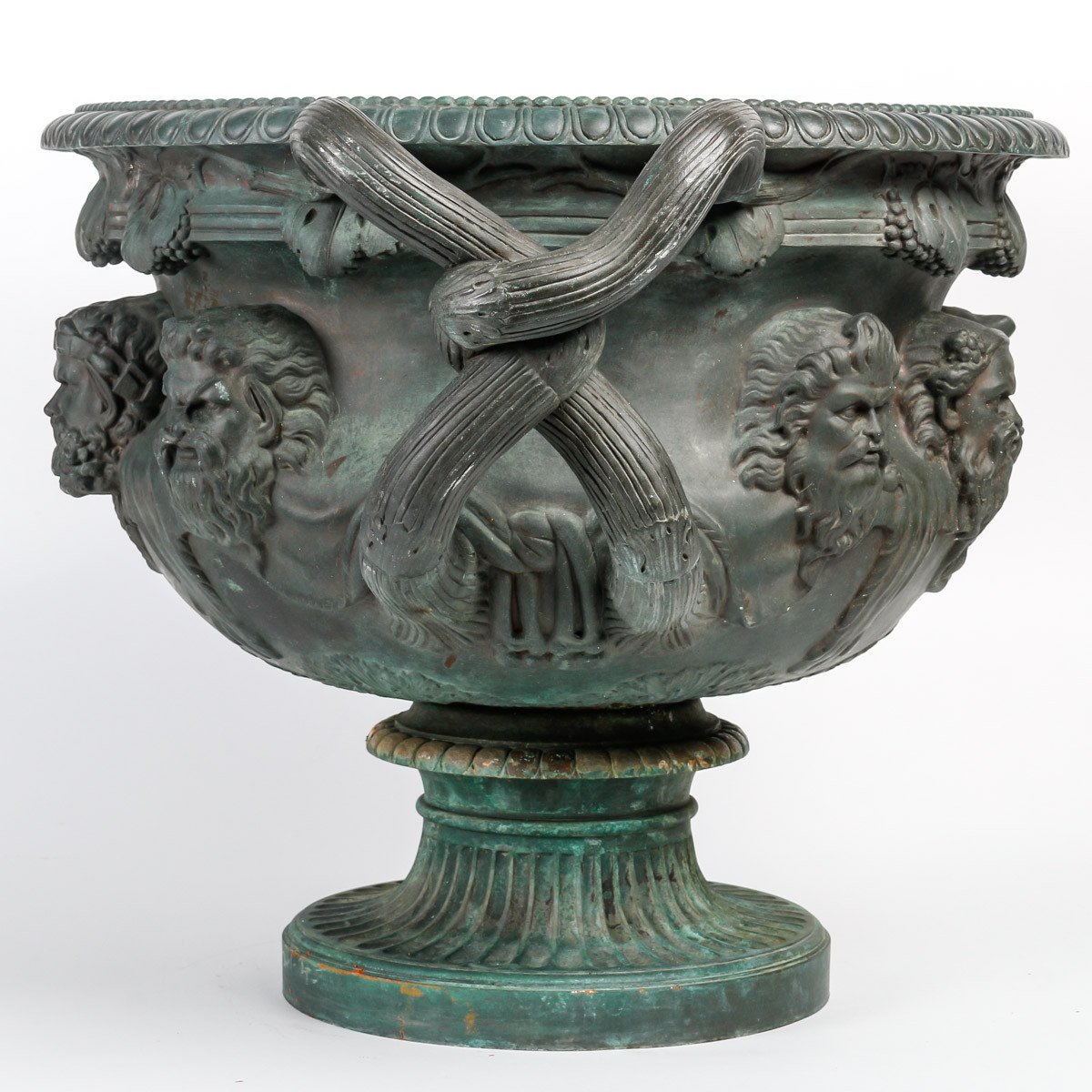 Un Important Vase Dit Warwick En Bronze ,signé Barbedienne   41cmx65cm-photo-4